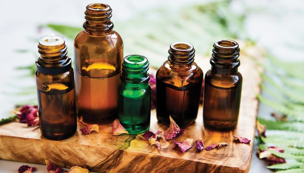 RWP_5-6_21_Iwona_Konopacka-Brud_Władysław_Brud_AROMATERAPIA_iStock-1163184097