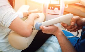 RWP_1_21_Okiem_sceptyka_Meandry_fizjoterapii_iStock-909159312