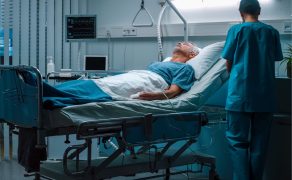 RWP_2_25_Agata_Korzemiacka_FIZJOTERAPIA_NA_ODDZIALE_ANESTEZJOLOGII_I_INTENSYWNEJ_TERAPII_iStock-1043174832