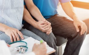 RWP_3_25_temat_numeru_Marta_Malek_LECZENIE_NIEPLODNOSCI_WSPARCIE_FIZJOTERAPEUTYCZNE_iStock-967868014